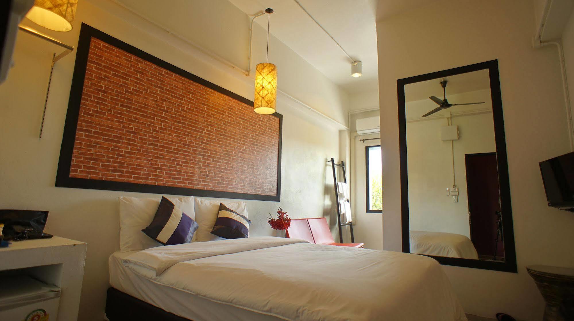 Walking Street Residence - Sha Extra Plus Chiang Mai Ngoại thất bức ảnh
